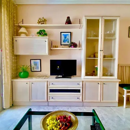 Beautiful Near Playa De Locos تورّيفيِخا